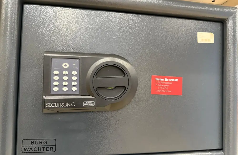 Elektronische Tresoröffnung